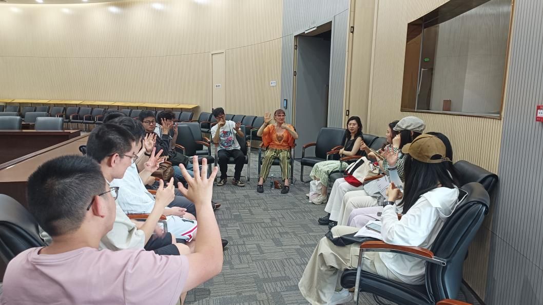 avove直播
携手芬兰赫尔辛基大学举办“涟漪计划-跨维度的生态对话”国际工作坊